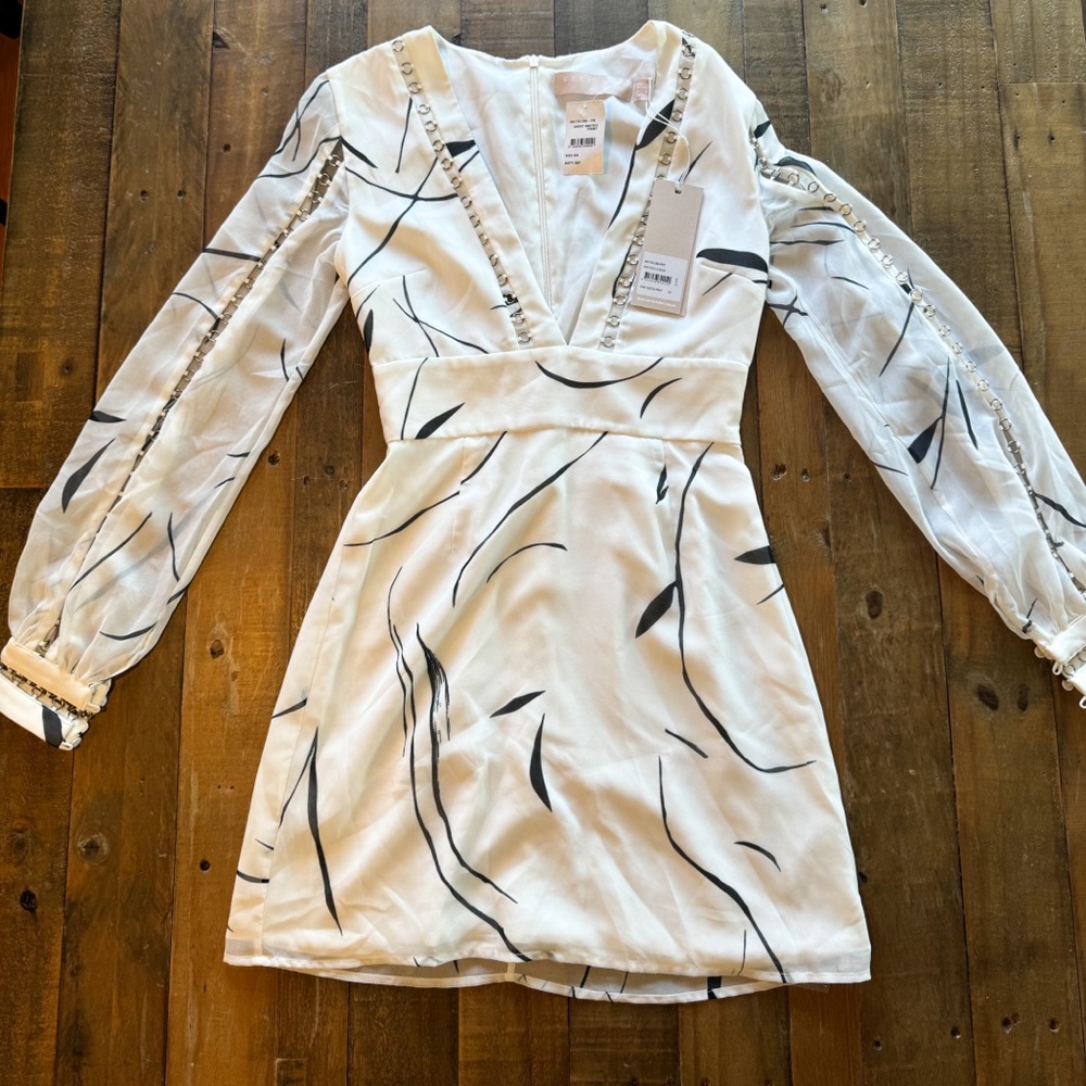 NWT KeepSake The Label xs